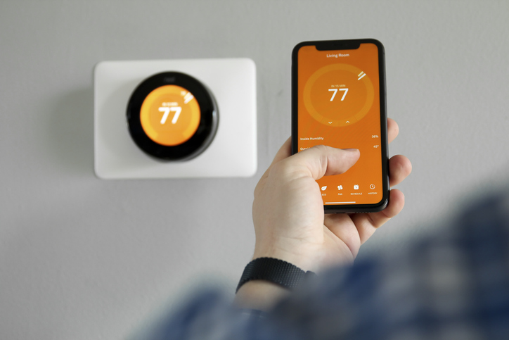 smart thermostat photo